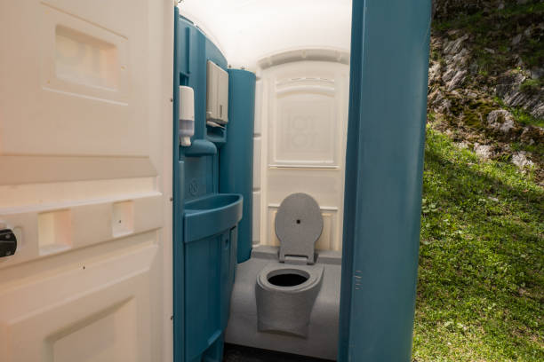 Best Portable restroom trailer rental  in Holliday, TX